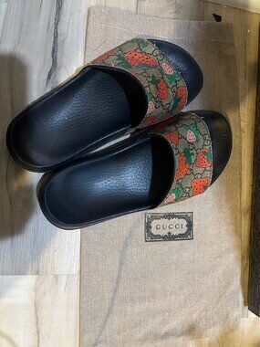 Gucci Strawberry Print Womens Slides